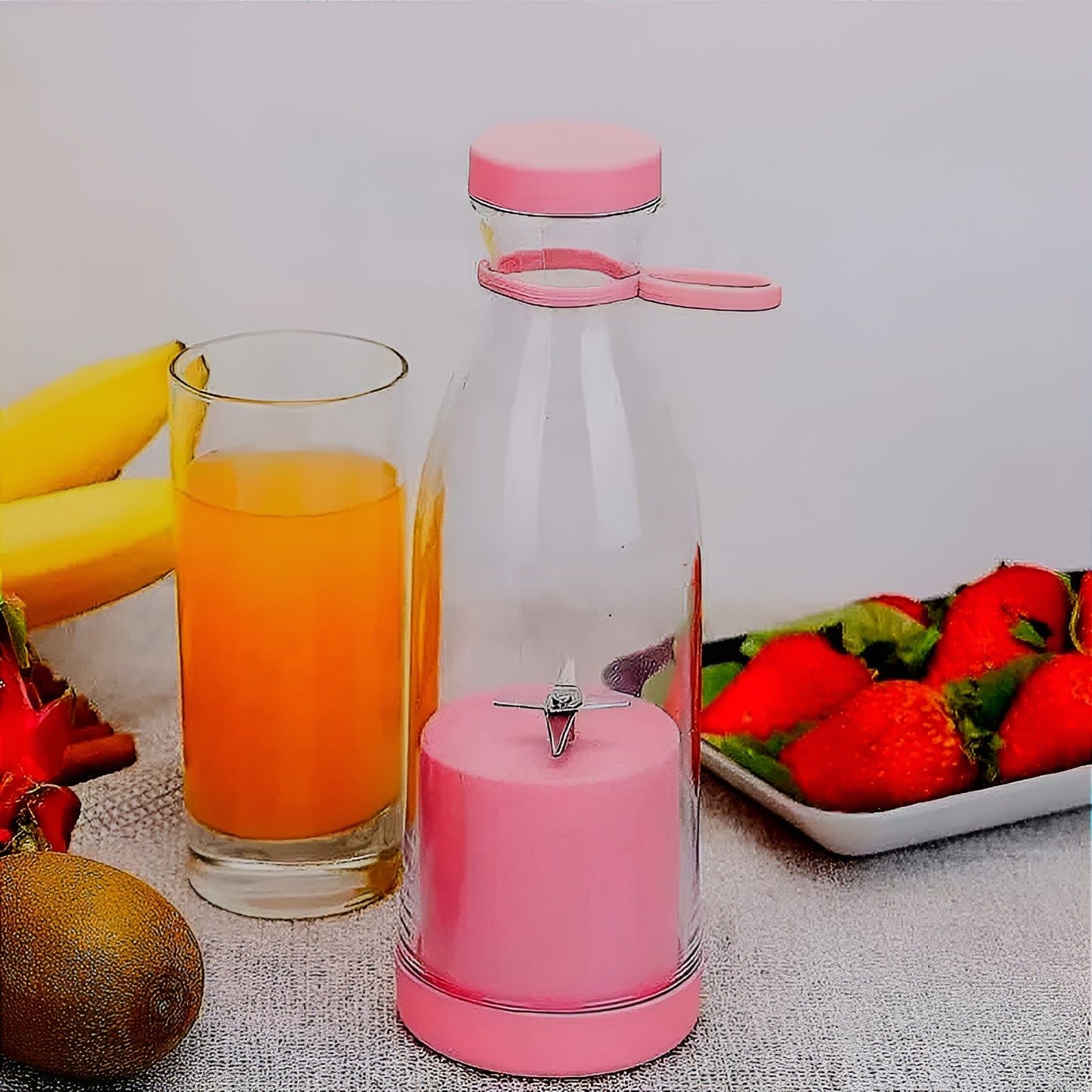 420ml Mini Portable Electric Blender – USB Rechargeable Fruit Juicer (Random Color)